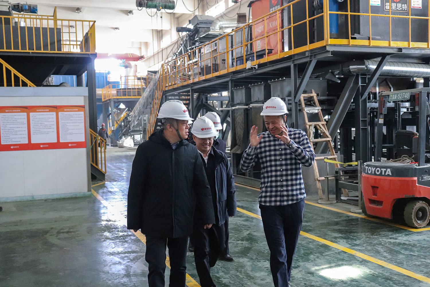 1711433666283645.jpg IMG_4810GGx@0.25x.jpg