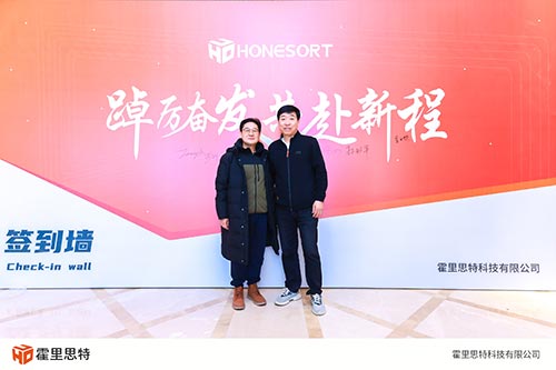 1736487451375257.jpg XHH1762.JPG